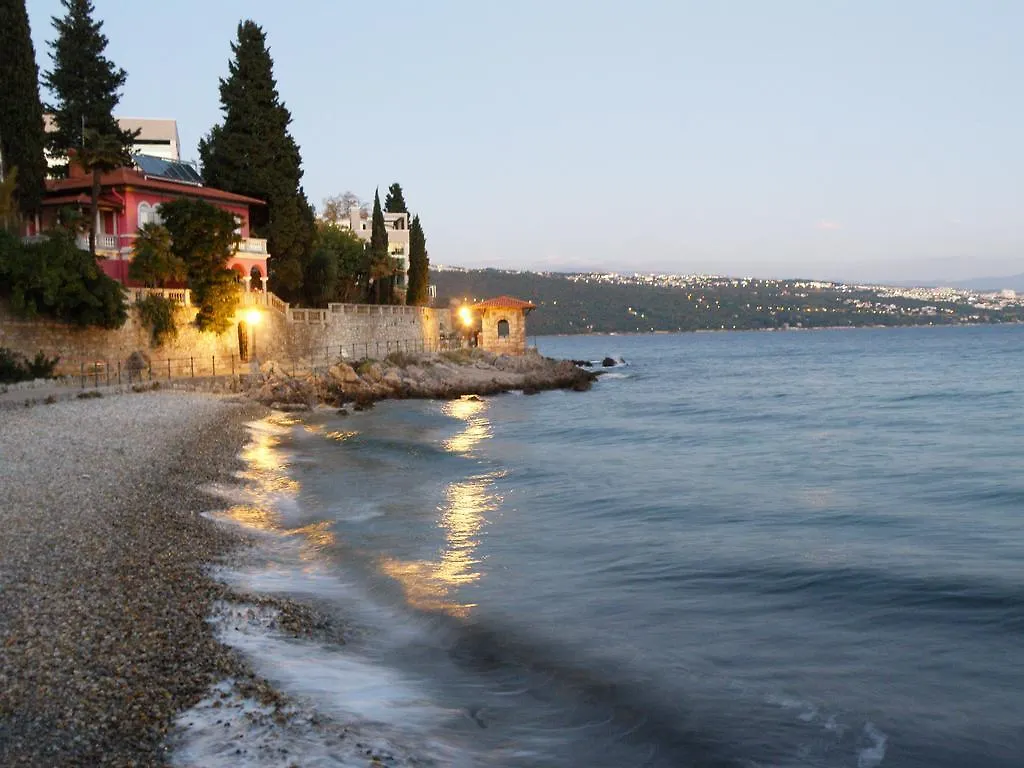 Apartment Ninna Opatija 0*,  Croatia